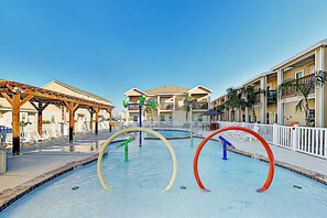 Pool - Island Escape | 2 Pools | Walk to Beach, Near Dining (Corpus Christi)
