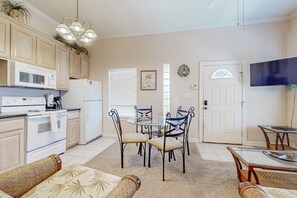 Fridge, microwave, oven, stovetop - Swordfish at Sea | All-Suite Gem with Private Balcony & Walkable Locale (South Padre Island)
