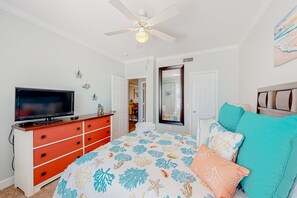 2 bedrooms, iron/ironing board, free Internet, bed sheets