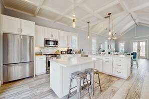 Fridge, microwave, oven, dishwasher