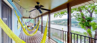 Mid-century modern lake house w/private waterfront pool & boat dock