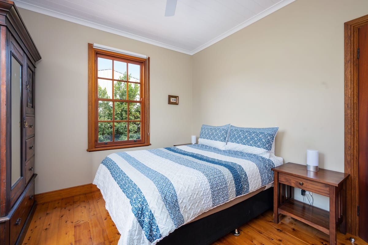 Premium appartement | 2 slaapkamers, geluiddichte muren, een strijkplank/strijkijzer