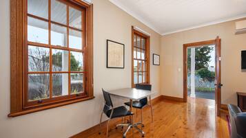 Premium Studio | Living area