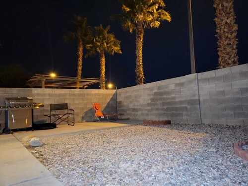 Shared Modern Elegance 2beds 1.5 bath!