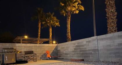 Shared Modern Elegance 2beds 1.5 bath!