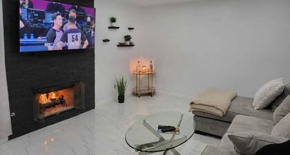 Shared Modern Elegance 2beds 1.5 bath!