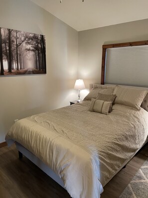 2 bedrooms, WiFi, bed sheets