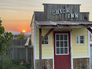 Exterior detail - The Chick Inn<br>Bed Breakfast and Dinner!!! (Eagle Mountain)