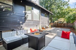 Unclassified image, 3 of 50, button