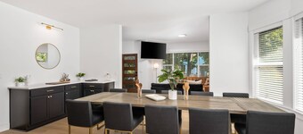 Pristine Renovation w/ Epic Location, Pet Friendly, Fully Fenced, Hot Tub, Walk to Bars, Shopping