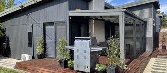 5 minute walk to Beach and close to Dromana