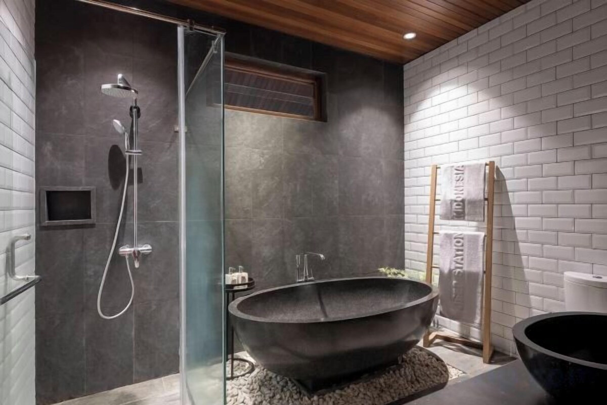 Bathroom | Hair dryer, slippers, towels, soap