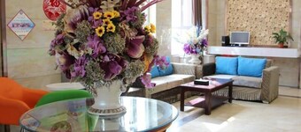 Greentree Inn Hainan Tibetan Autonomous Prefecture Gonghe County Express Hotel