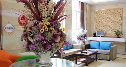 Greentree Inn Hainan Tibetan Autonomous Prefecture Gonghe County Express Hotel