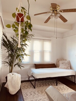 3 chambres, bureau, fer et planche à repasser, Wi-Fi gratuit