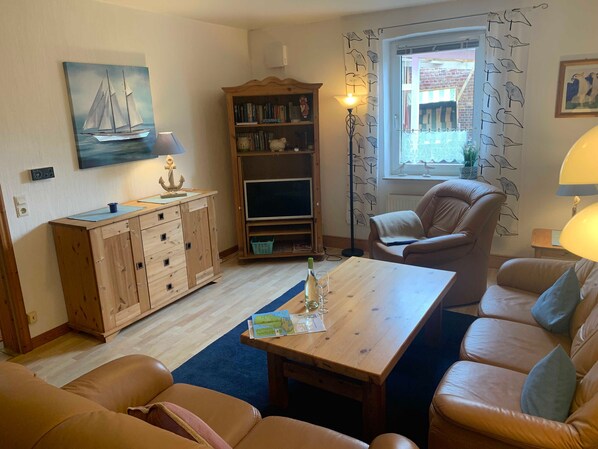 Unclassified image, 1 of 19, button