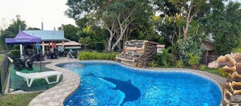 Monty's Riverside View Resort by Cocotel