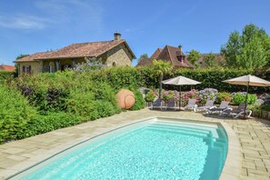 A heated pool - Dreamscape: Rustic Elegance (St. Medard D'excideuil)