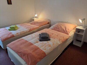 1 Schlafzimmer, Bügeleisen/Bügelbrett, WLAN, Bettwäsche
