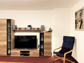 Unclassified image, 5 of 22, button