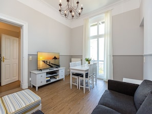 Fernseher
