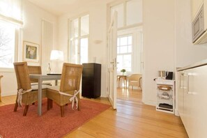 Dining - Villa Artemis, 06 Argos (Heringsdorf)