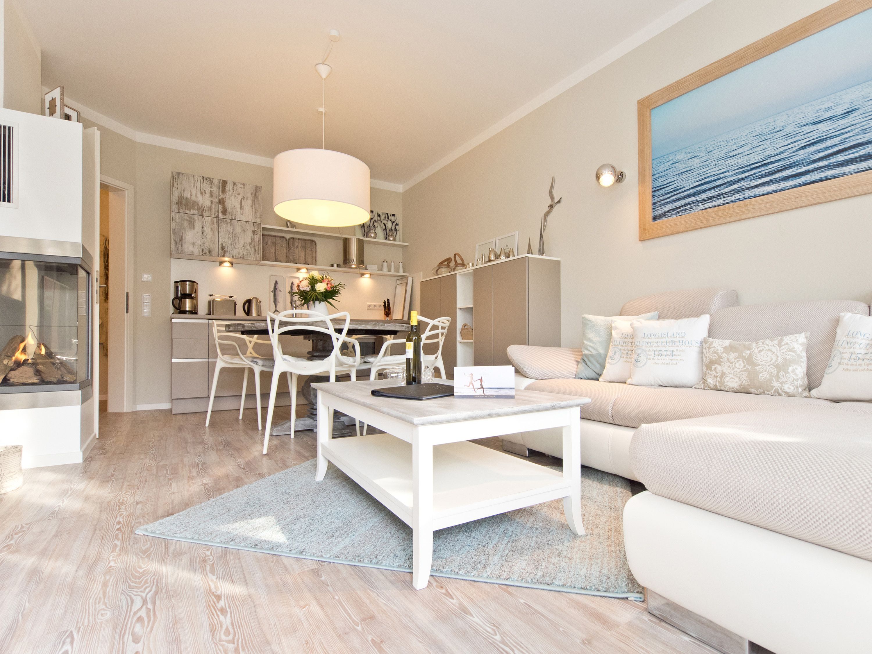 Télévision, cheminée