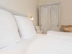 2 bedrooms, WiFi, bed sheets - Dünenpalais, App. 04 (Heringsdorf)