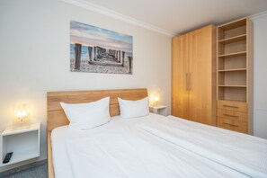 2 bedrooms, WiFi, bed sheets
