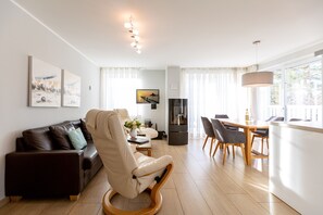 Luokittelematon kuva, 3 kautta 21, painike