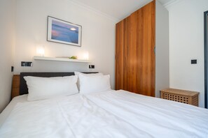 2 makuuhuonetta, Wi-Fi, vuodevaatteet