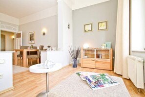 2 Schlafzimmer, Zimmersafe, WLAN, Bettwäsche