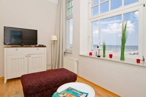 TV - Villa Dora, App. 08 (Heringsdorf)