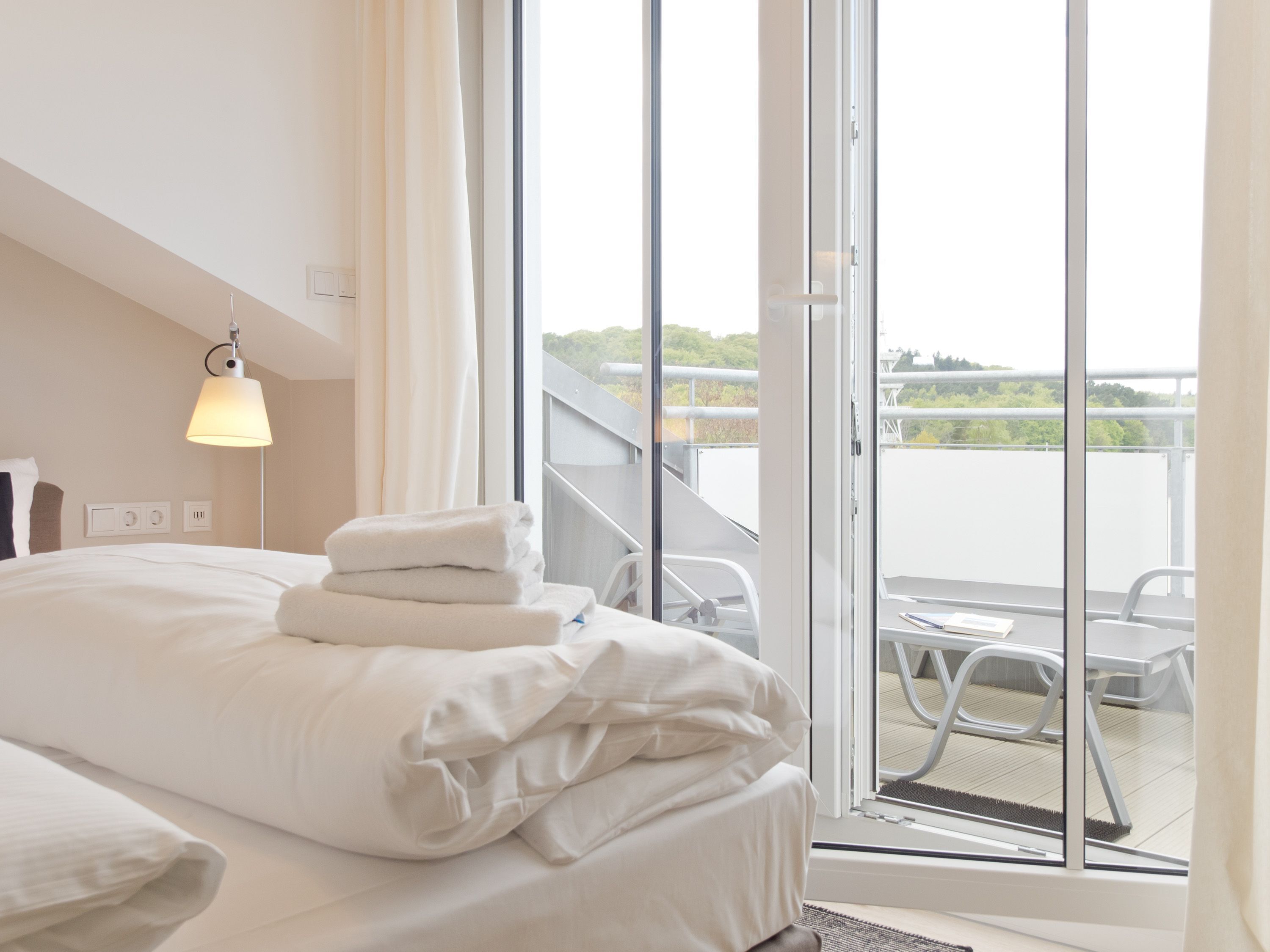 2 bedrooms, in-room safe, WiFi, bed sheets