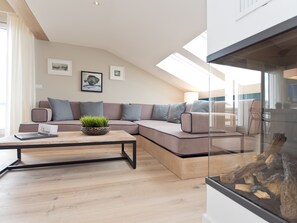 TV, fireplace - Dünenpalais, App. 25 (Heringsdorf)