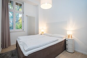 2 soveværelser, pengeskab på værelset, Wi-Fi, sengetøj