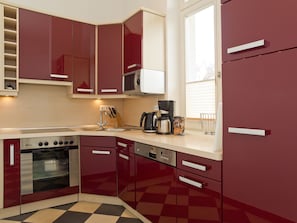 Fridge, microwave, oven, dishwasher