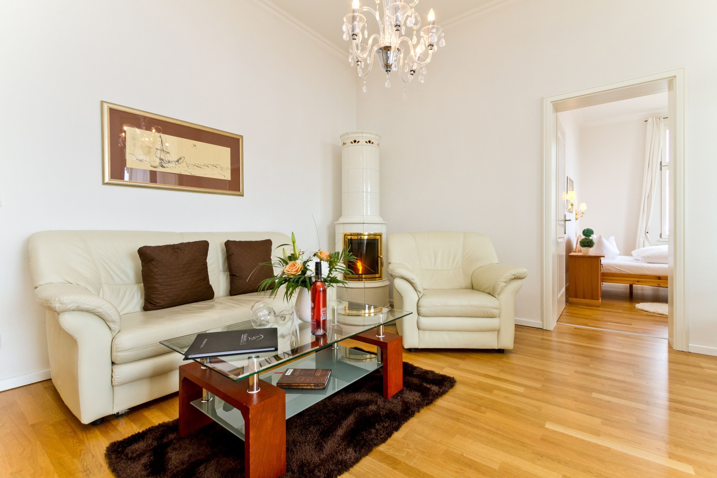 Télévision, cheminée