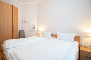 1 bedroom, WiFi, bed sheets - Villa Belvedere, App. 03 (Heringsdorf)
