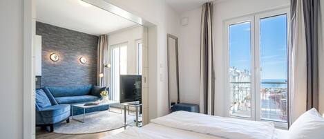 1 bedroom, in-room safe, WiFi, bed sheets