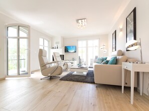 Fernseher, Kamin