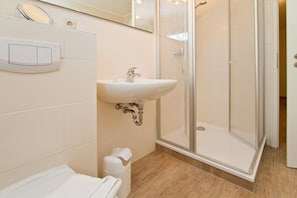 Hårtørrer, håndklæder