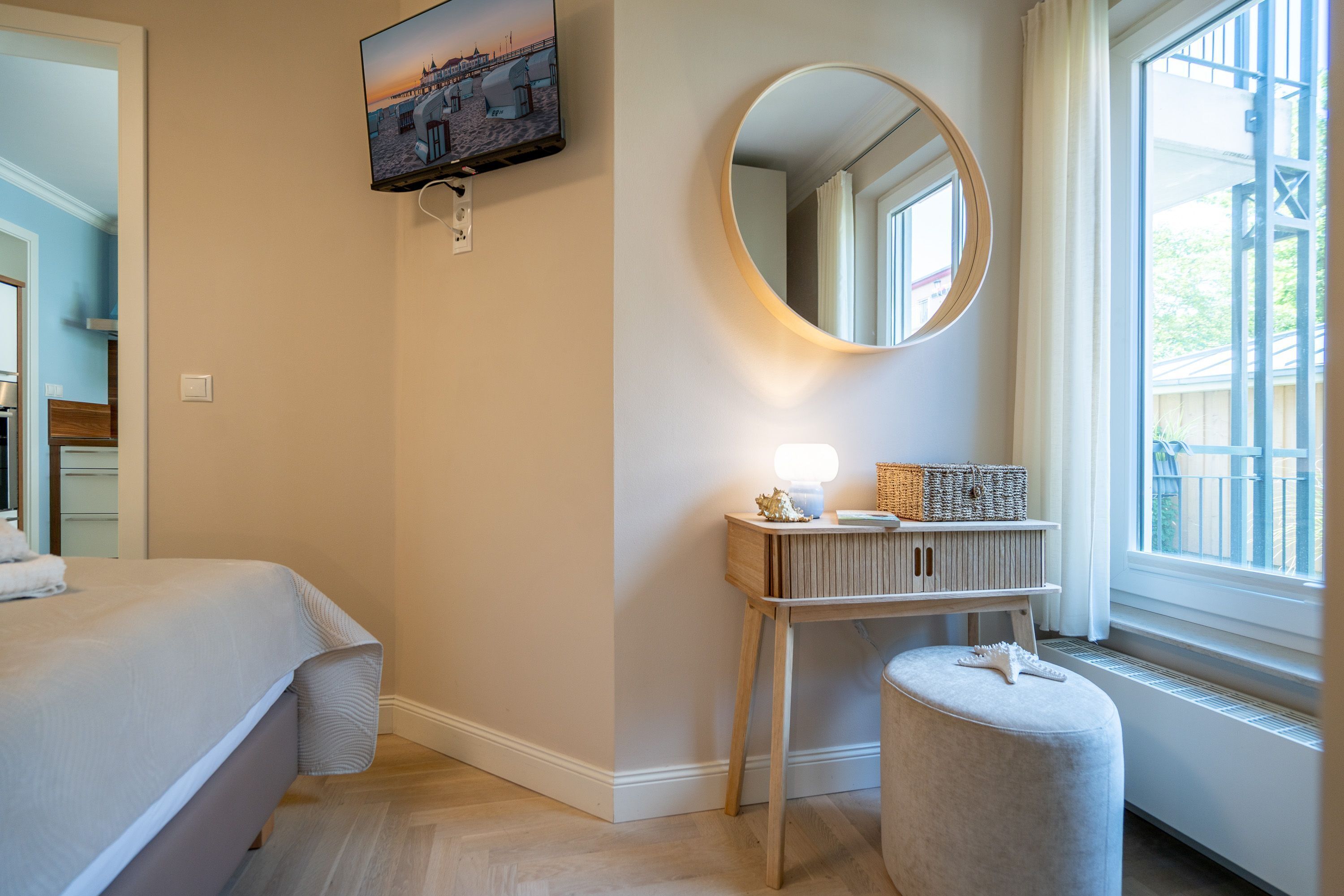 1 camera, Wi-Fi, lenzuola