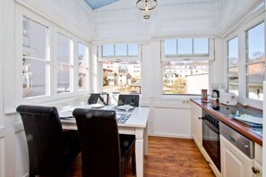 Fridge, oven, dishwasher, coffee/tea maker - Villa Hartmann-Drewitz, App. 04 (Heringsdorf)