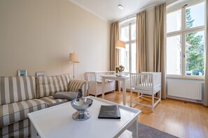 TV - Villa Schlossbauer, App. 06 Remise (Heringsdorf)