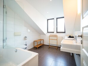 Haartrockner, Handtücher