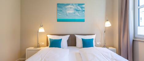 1 bedroom, in-room safe, WiFi, bed sheets