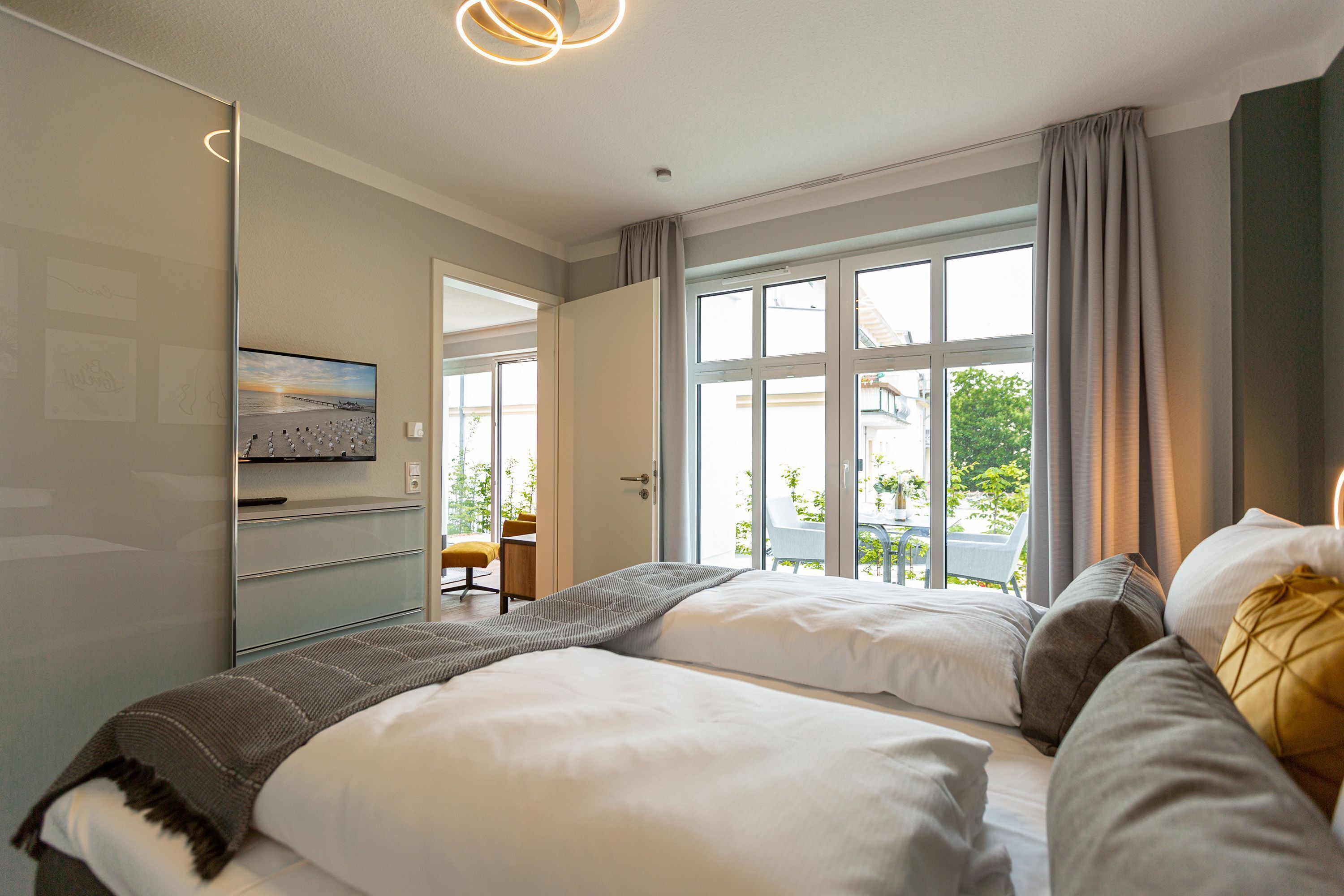 1 bedroom, in-room safe, WiFi, bed sheets