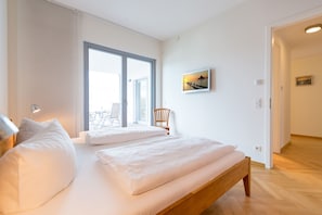 2 slaapkamers, reisbedje, wifi