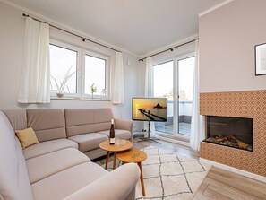 Unclassified image, 3 of 27, button